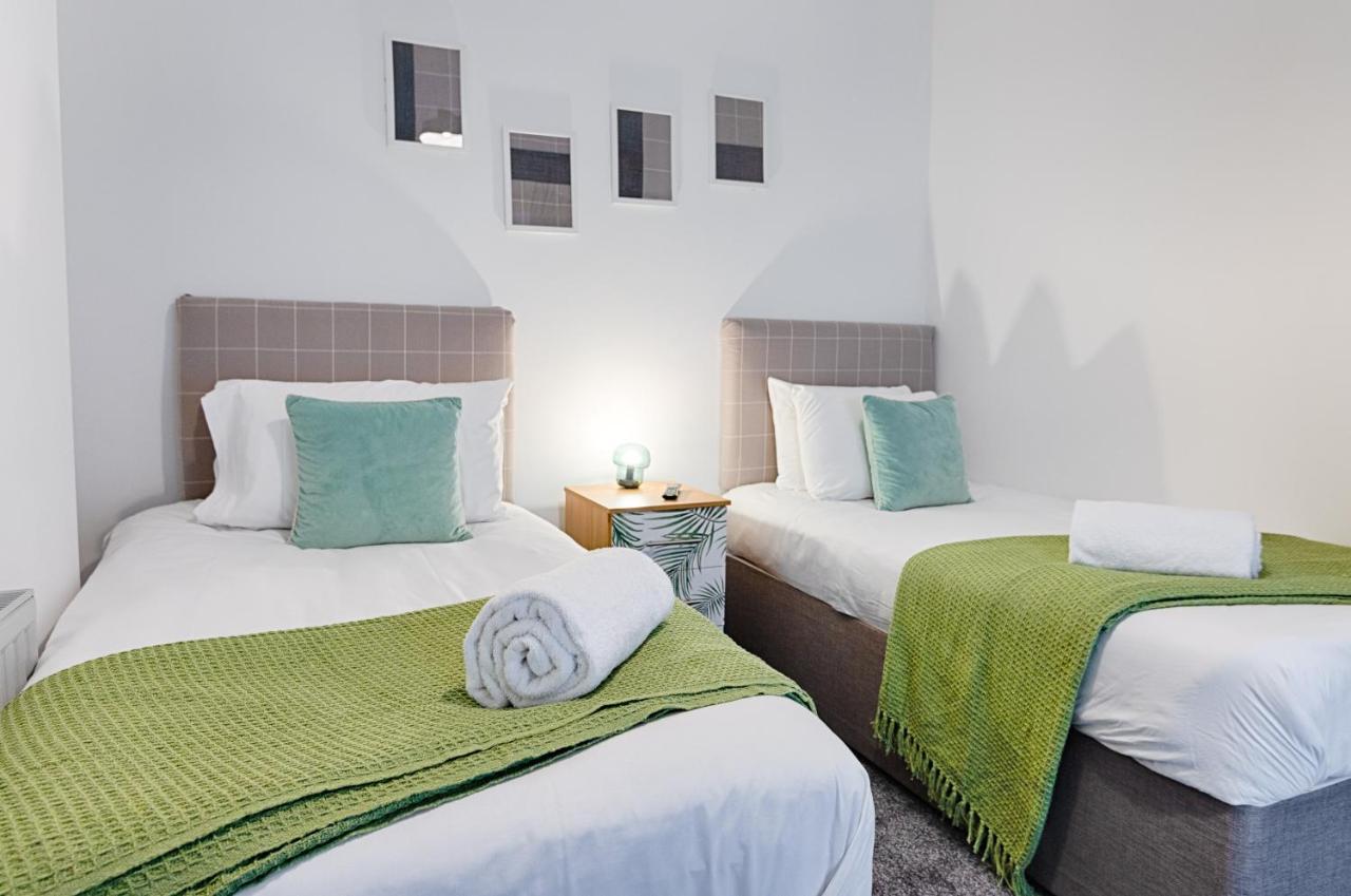 City Centre, Parking, Smart Tv'S In All Rooms Swansea Kültér fotó